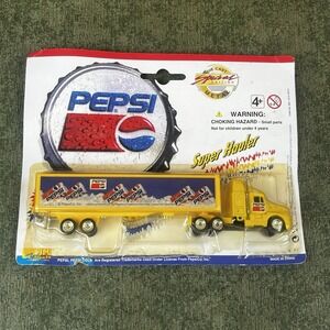 Golden Wheels Pepsi Super Hauler Yellow Tractor Trailer Diecast 1997